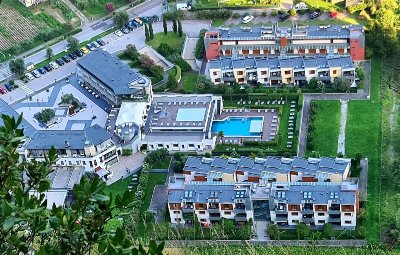 Garda Lake Aloha Apartments Torbole Sul Garda Exterior foto